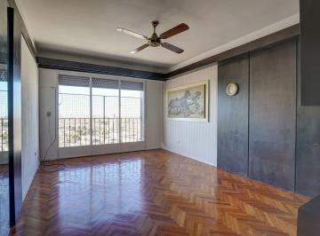 Departamento · 81m² · 4 Ambientes · Venta de 4 Amb Villa del Parque Lum A. Credito