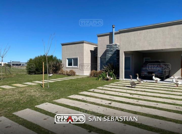 Casa · 150m² · 4 Ambientes · 1 Cochera
