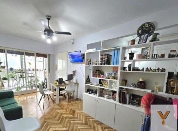 Departamento · 58m² · 3 Ambientes · Departamento en Venta - 2 Dorm. 1 Baño - 60 m - Caballito
