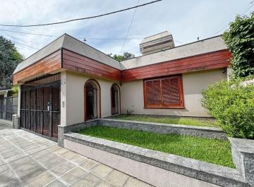Casa de 3 ambientes, Morón · Casa 3 Ambientes con Pileta en Castelar