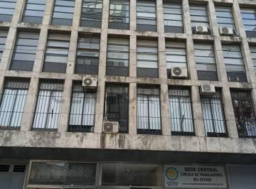 Oficina comercial · 115m² · 4 Ambientes · Oficina de 4 Ambientes en Venta Para Uso Profesional Unificada en Monserrat