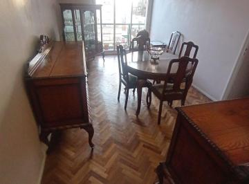 Departamento de 3 ambientes, Almagro · Hermoso 3 Amb Cfte C/balcon