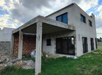Terreno · 117m² · 4 Ambientes · Casa 4 Ambientes a Terminar en Barrio Petion Chico Cañuelas