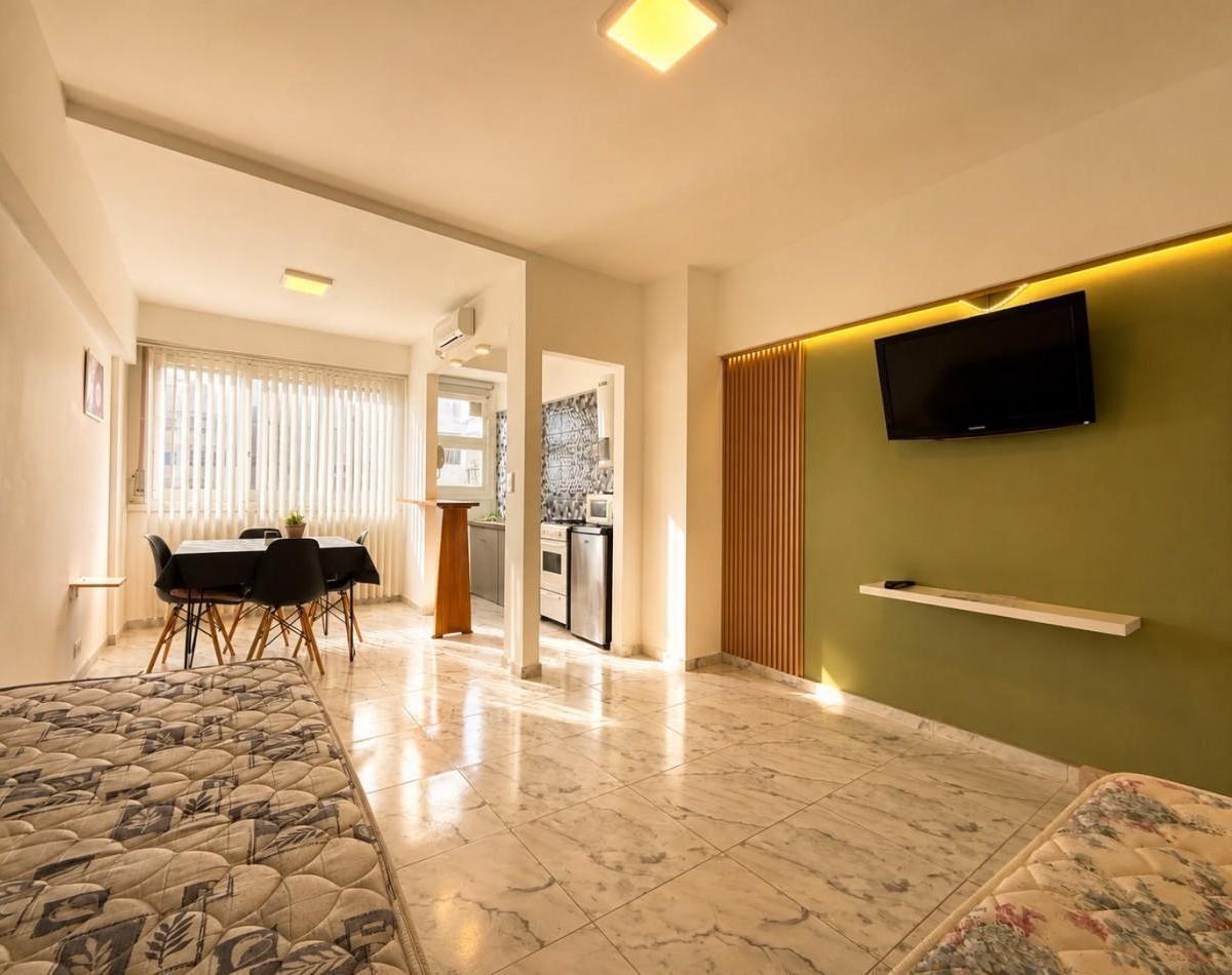 Monoambiente de 29 m² en 8° piso a la calle
