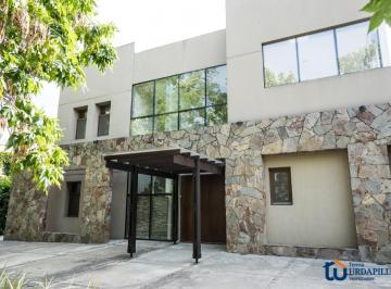 Casa · 418m² · 5 Dormitorios · Casa Moderna de 5 Dorm. en Venta - Teresa Urdapilleta Propiedades