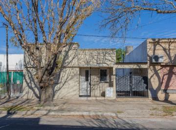 Terreno · 93m² · Lote en Venta La Plata con Construccion