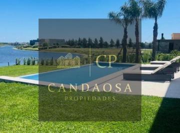 Casa · 186m² · 6 Ambientes · 3 Cocheras · Nev. Casa a La Laguna 6 Ambientes El Naudir Aguas Privadas