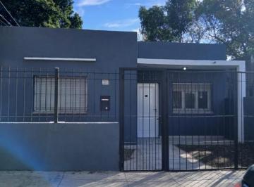 PH · 115m² · 3 Ambientes · PH Tres Ambientes en Alquiler