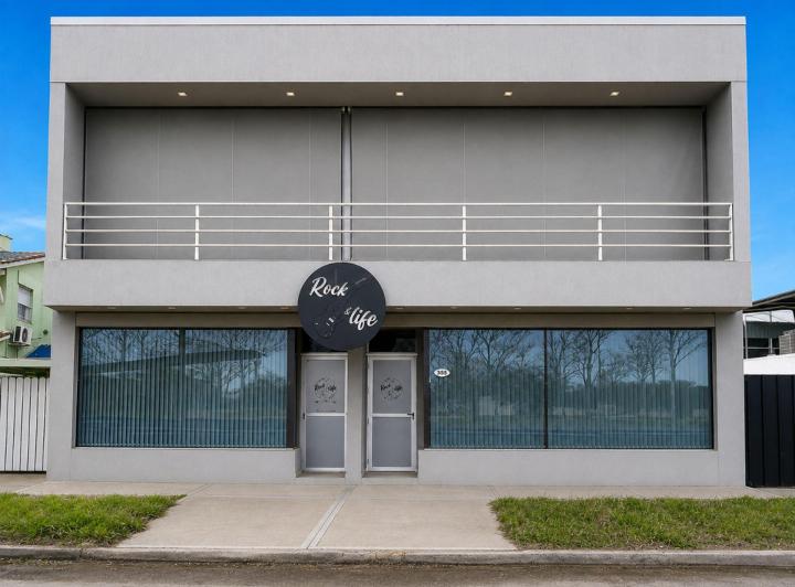 Local comercial · 333m² · 1 Cochera