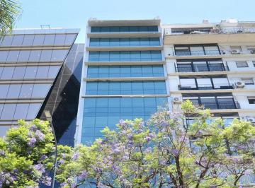 Oficina comercial · 145m² · Oficina en Edificio Corporativo Sobre Av 9 de Julio. Luz Natural. Muy Buen Estado