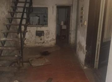 Departamento · 130m² · 4 Ambientes · Departamento Tipo Casa 140 m² a Reciclar en San Cristobal