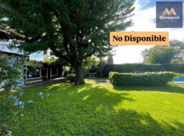 Casa · 120m² · 1 Ambiente · Venta de Casa Quinta en 46 Entre 148 y 149 de La Plata