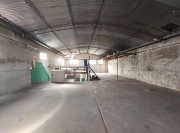 Bodega-Galpón · 181m² · 2 Ambientes · Galpón en Zona Sur