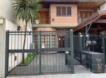 Casa · 98m² · 4 Ambientes · 1 Cochera · Casa Dúplex en Venta en Villa del Parque Caba