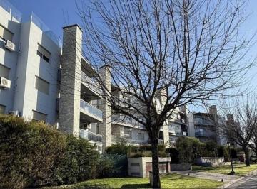 Departamento · 56m² · 2 Ambientes · 2 Cocheras · Departamento en Barrancas de Iraola en Alquiler en Pesos, con Cochera, Toilette y Hab. en Suite.