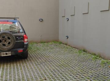 Garage · 15m² · Cochera en Belgrano Montañeses E/ Congreso y Manuel Ugarte