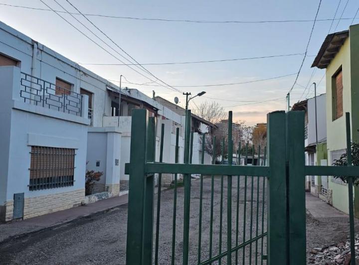 Casa · 5 Ambientes · 1 Cochera
