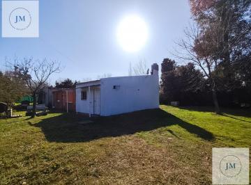 Departamento · 32m² · 2 Ambientes · 1 Cochera · Departamento en B. Las Malvinas