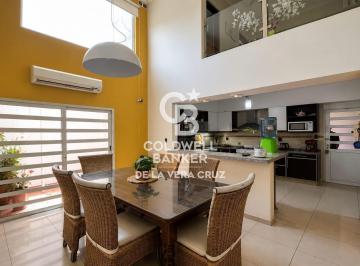 Casa · 420m² · 5 Ambientes · 1 Cochera · Casa en Venta en Santo Tome
