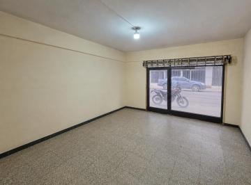 Local comercial · 30m² · Local - Alquiler - Almagro