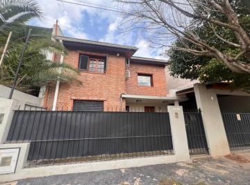 Casa · 6 Ambientes · 2 Cocheras · Casa en Venta en Gonnet