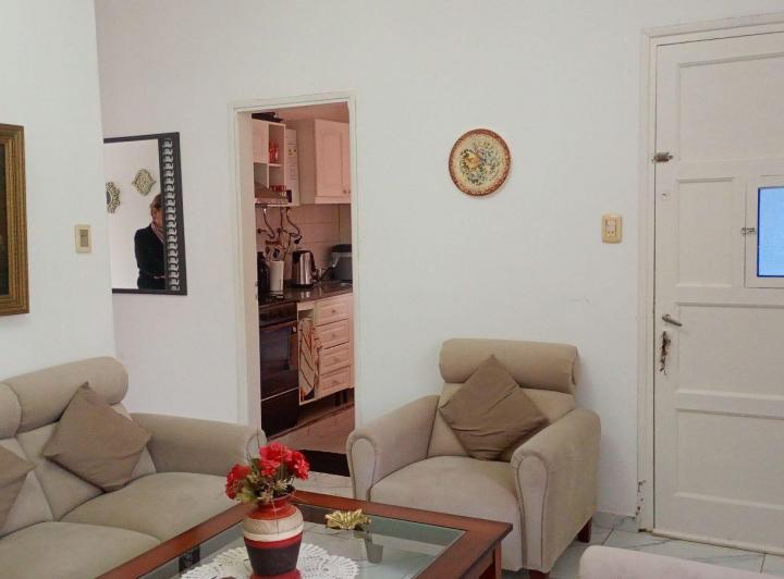 Casa · 90m² · 2 Dormitorios