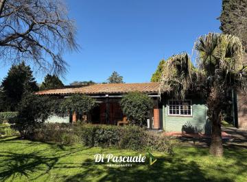 Quinta vacacional · 89m² · 4 Ambientes · Alquiler Casa Quinta con Jardín de Invierno - La Reja Sur