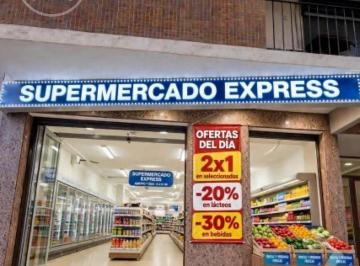 Local comercial · 200m² · 3 Ambientes · 1 Cochera · Local - Recoleta