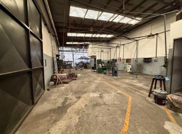 Bodega-Galpón · 370m² · Venta Galpon Industrial en Villa Martelli Vicente Lopez Apto Credito