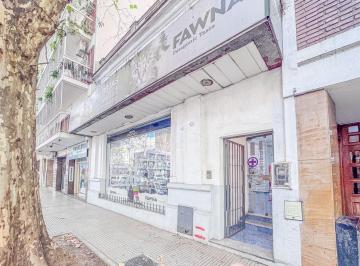 Local comercial · 177m² · Local en Caballito en Lote Propio