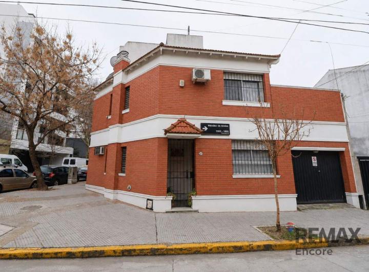 Casa · 129m² · 5 Ambientes · 1 Cochera