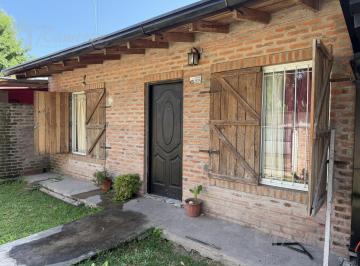 Casa · 100m² · 3 Ambientes · 2 Cocheras · Casa en Alquiler 3 Amb. Parque Paso del Rey, Moreno