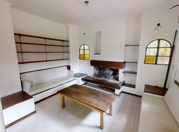 Casa · 200m² · 5 Ambientes · 2 Cocheras · Casas en Venta de 3 y 2 Ambientes en Maschwitz con Parque, Pileta y Quincho