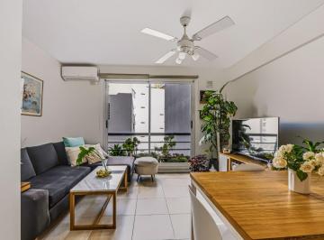 Departamento de 2 ambientes, Caballito · Impecable 2 Ambientes en Semipiso Al Frente con Balcón | Caballito - Apto Profesional y Crédito