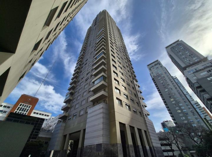 Departamento · 60m² · 2 Ambientes · 1 Cochera