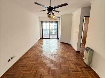 Departamento · 52m² · 2 Ambientes · 1dor. Bien Amplio con Balcon Grande. a m del Buen Pastor