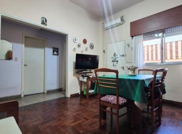 PH · 51m² · 2 Ambientes · Departamento PH con Jardin y Patio en Venta en Villa Lynch, San Martin