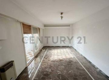 Departamento · 59m² · 3 Ambientes · Departamento en Venta 3amb con Baño y Toilette en El Corazon de Villa del Parque