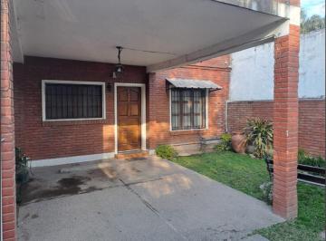 Casa de 4 ambientes, Yerba Buena · En Alquiler: Casa Tipo Dúplex de 3 Dorm. en Yerba Buena