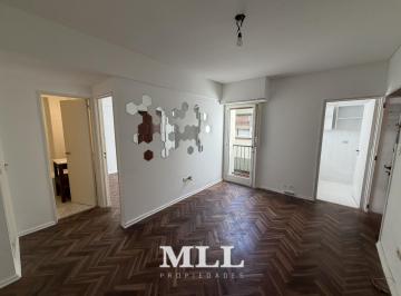 Departamento · 32m² · 2 Ambientes · Venta. 2 Ambientes. Lateral. Muy Luminoso y Mb Estado!