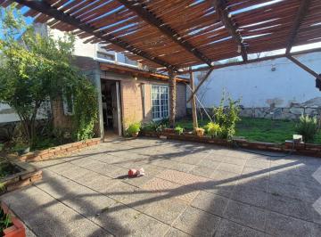 Casa · 154m² · 5 Ambientes · 1 Cochera · Venta Casa 2 Dorm. Quincho (Apto Crédito) - B° Prov. Unidas, Neuquén