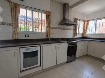 Casa · 154m² · 5 Ambientes · 1 Cochera · Venta Casa 2 Dorm. Quincho (Apto Crédito) - B° Prov. Unidas, Neuquén