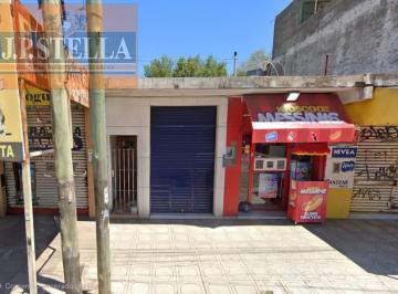 Local comercial · 20m² · Local 20 m² con Baño - Casanova
