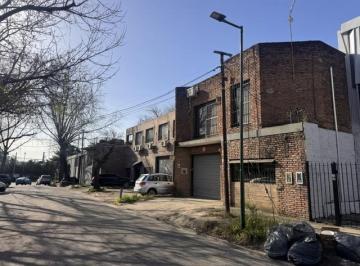 Depósito · 477m² · 8 Ambientes · Depósito en Venta y Alquiler en Uruguay y Acceso