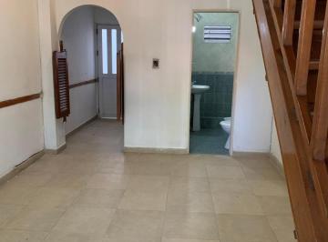 Casa de 3 ambientes, Lanús · Duplex de 3 Ambientes con Cochera en Alquiler en Lanus Este