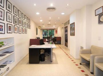 Oficina comercial · 230m² · 6 Ambientes · Oficina Corporativa 522 m² Totales | Patio Exclusivo 257 m² | Entrada Independiente | Recoleta