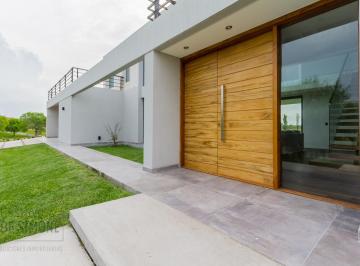 Casa · 350m² · 7 Ambientes · 4 Cocheras · Venta Casa 7 Ambientes - Salida Laguna - Financiacion - Chacras de La Reserva Cardales