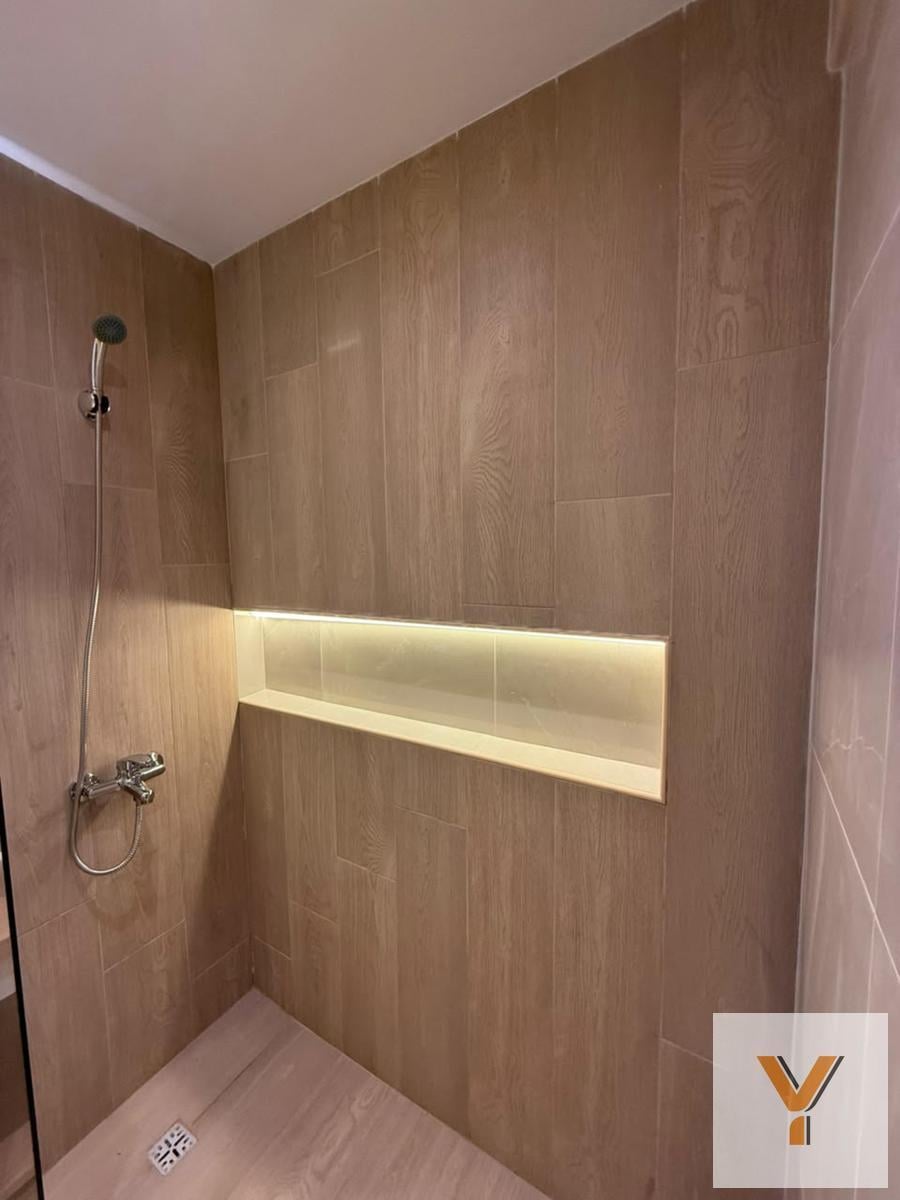 Departamento de 2 Dormitorios 2 Baños en venta sobre calle Bolivar
