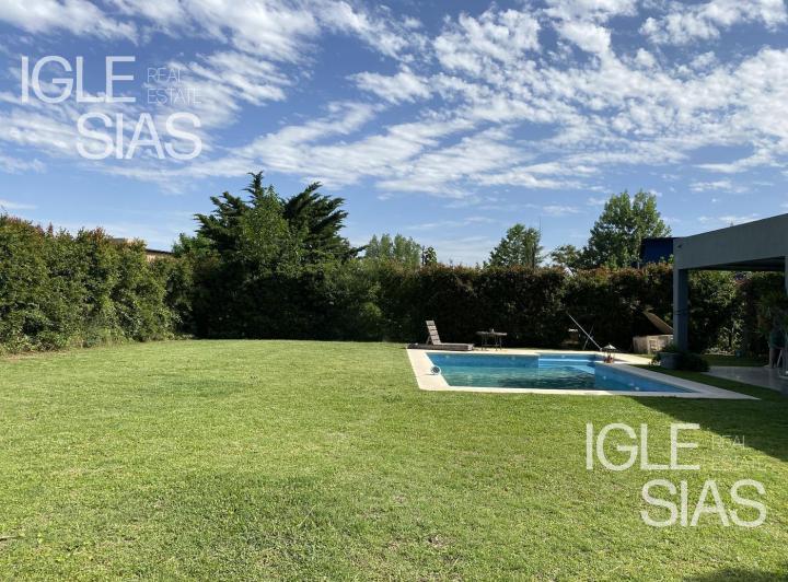 Casa · 216m² · 5 Ambientes