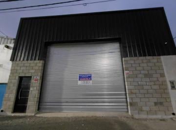 Local comercial · 300m² · Alquiler de Galpon en Rta 8